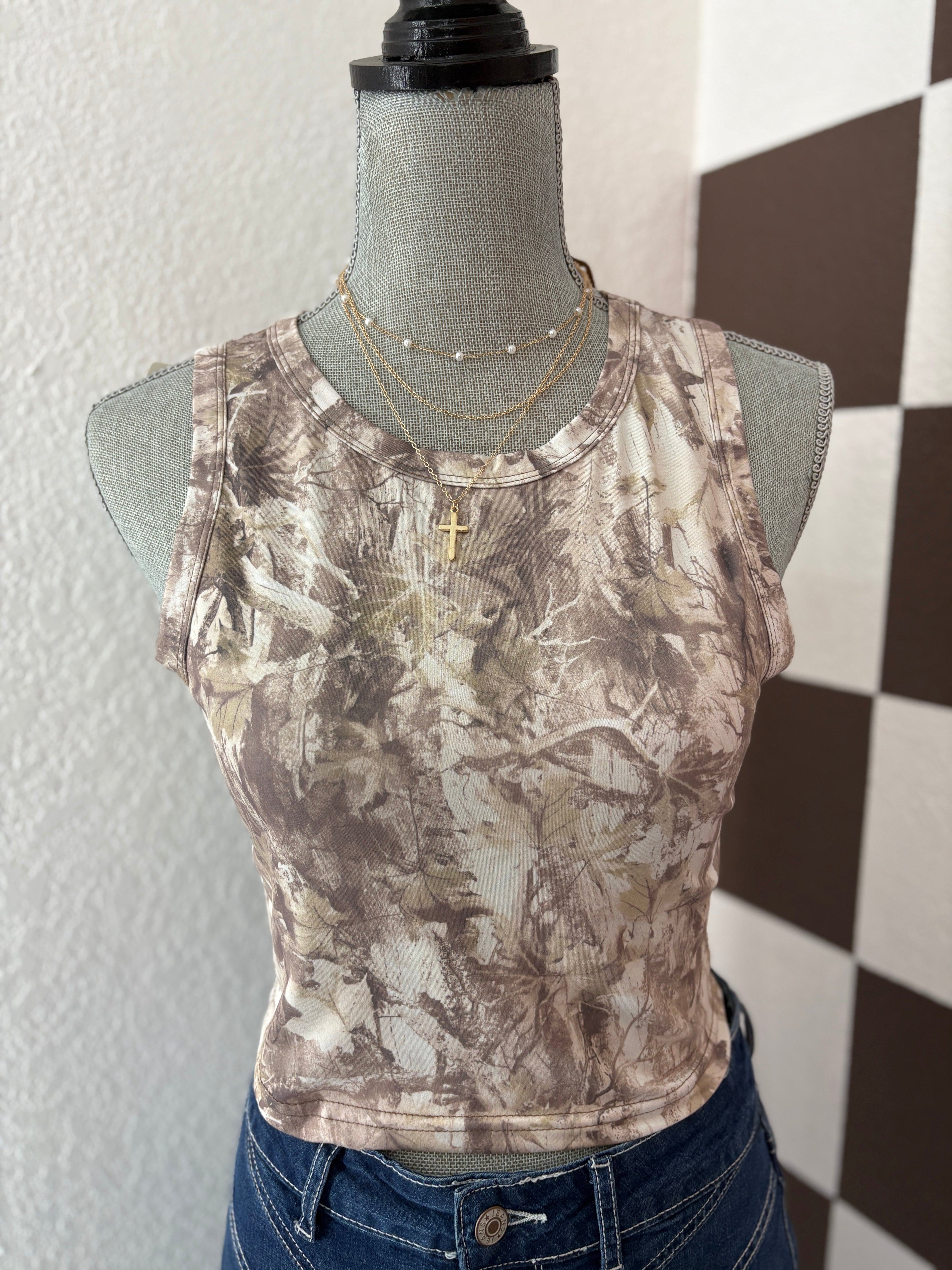 CAMO TANK