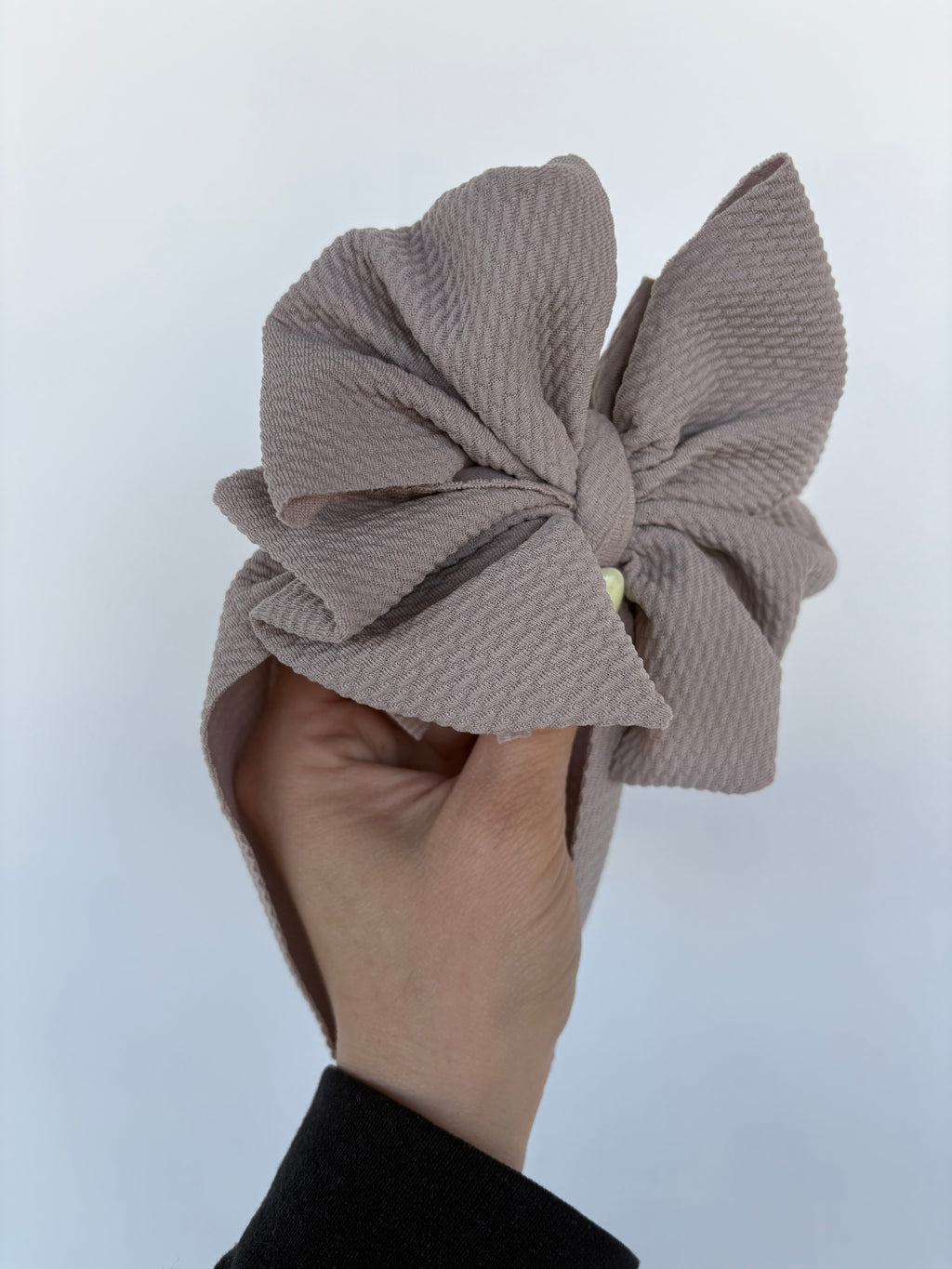Taupe bow