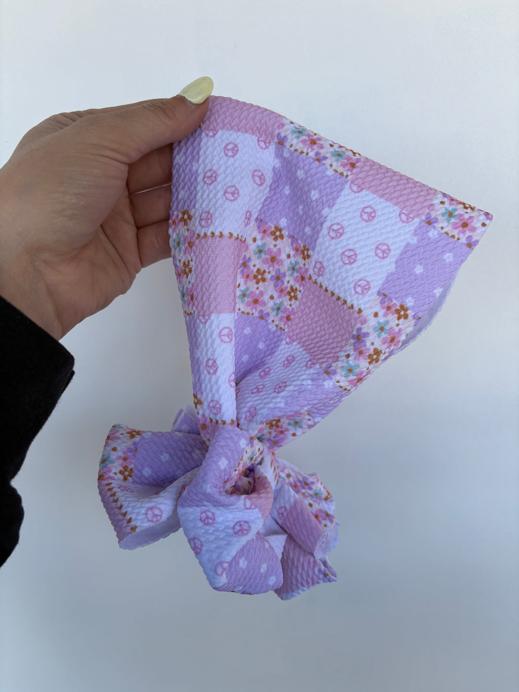 Spring quilt bow