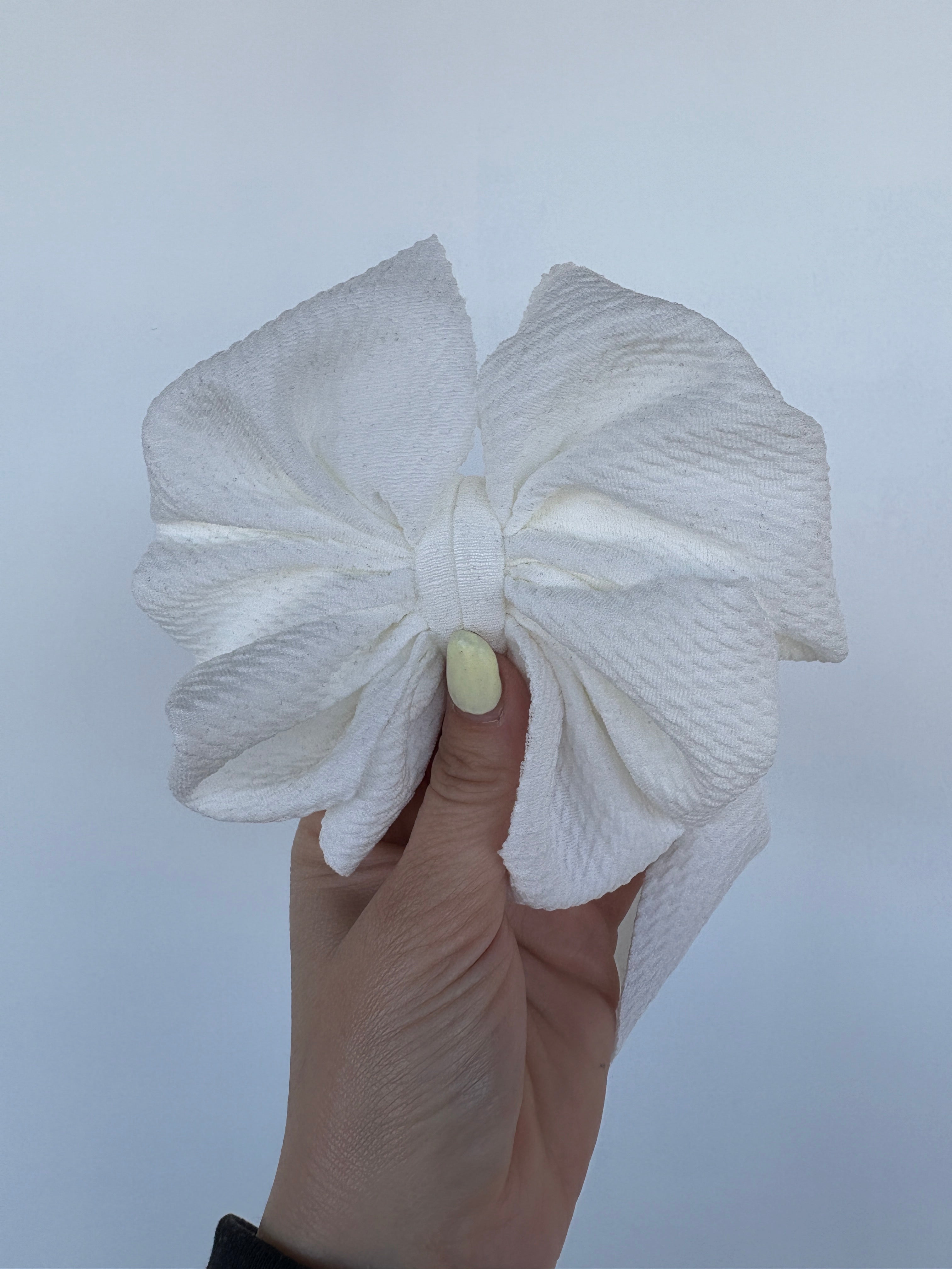 Warm white bow