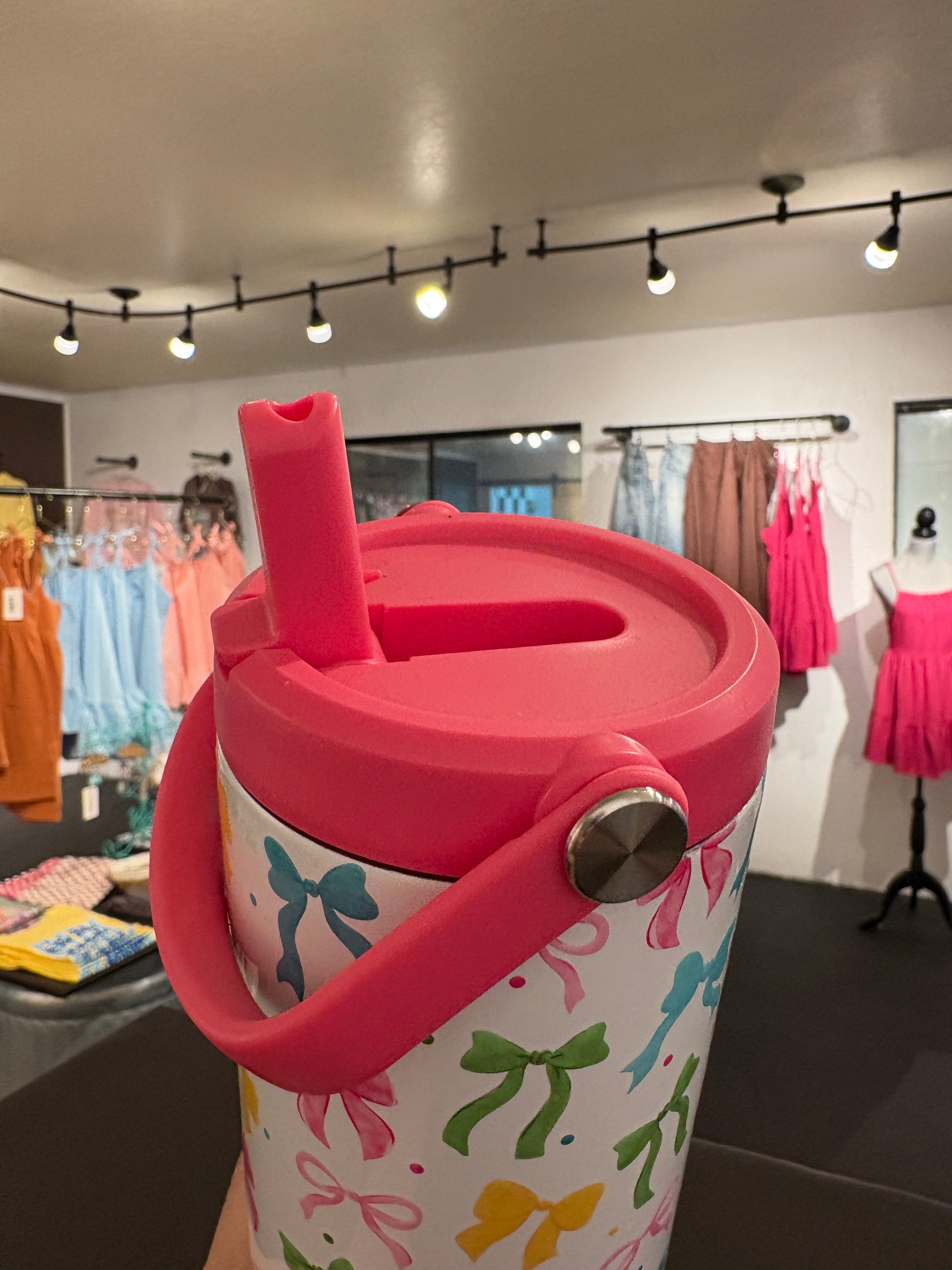 Tumbler bow cups 30oz